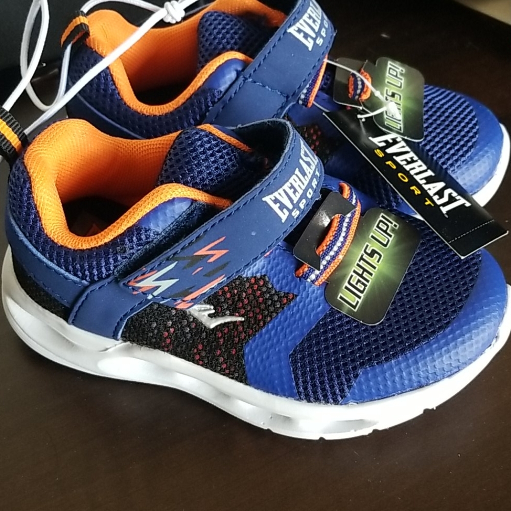 kids everlast tennis shoes